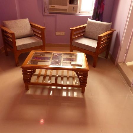 Mykonos Guest House And Spa Νέο Δελχί Εξωτερικό φωτογραφία