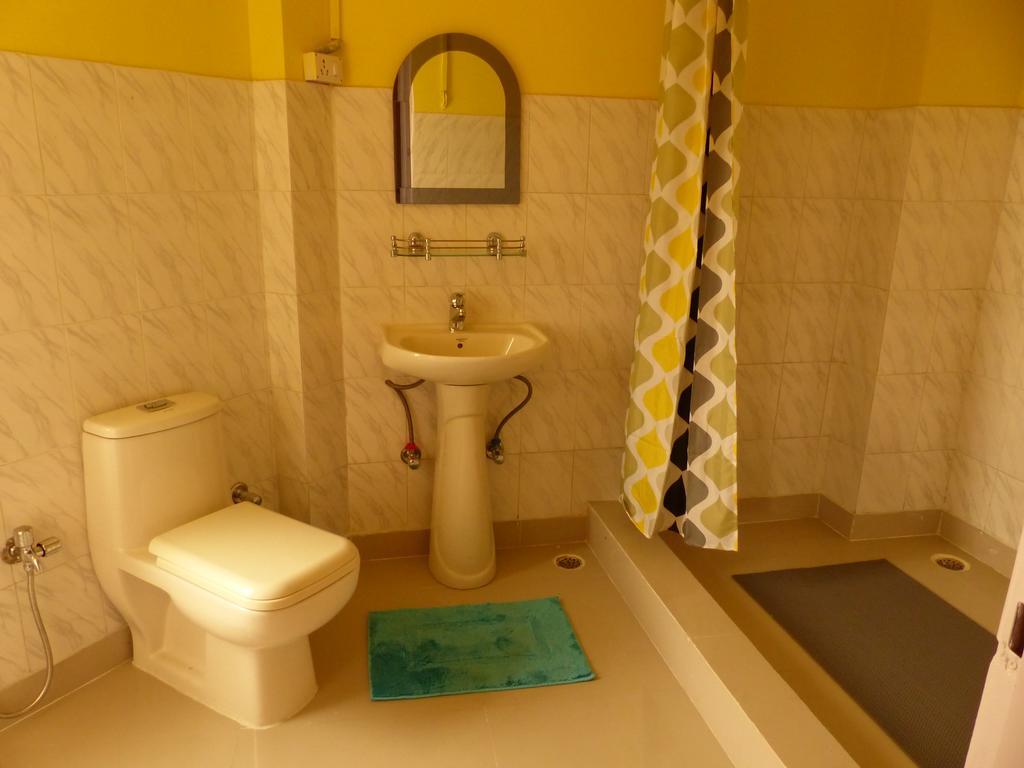 Mykonos Guest House And Spa Νέο Δελχί Εξωτερικό φωτογραφία